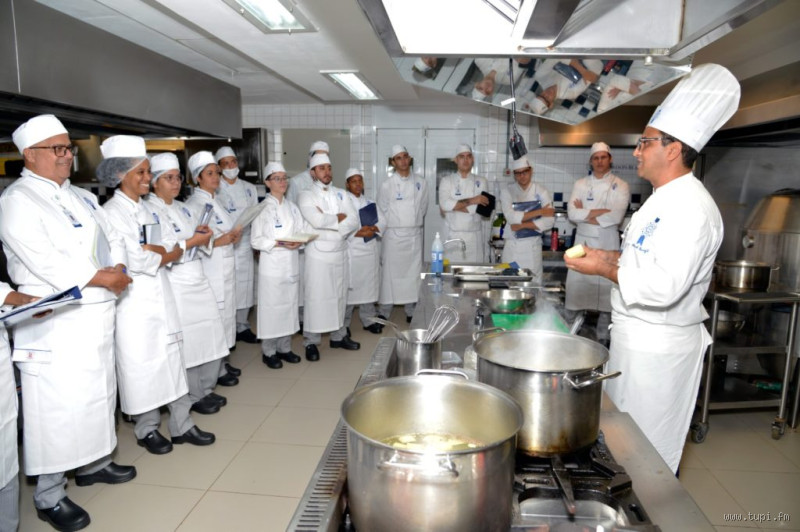 Quanto custa um curso na Le Cordon Bleu na França? Prepare o bolso!