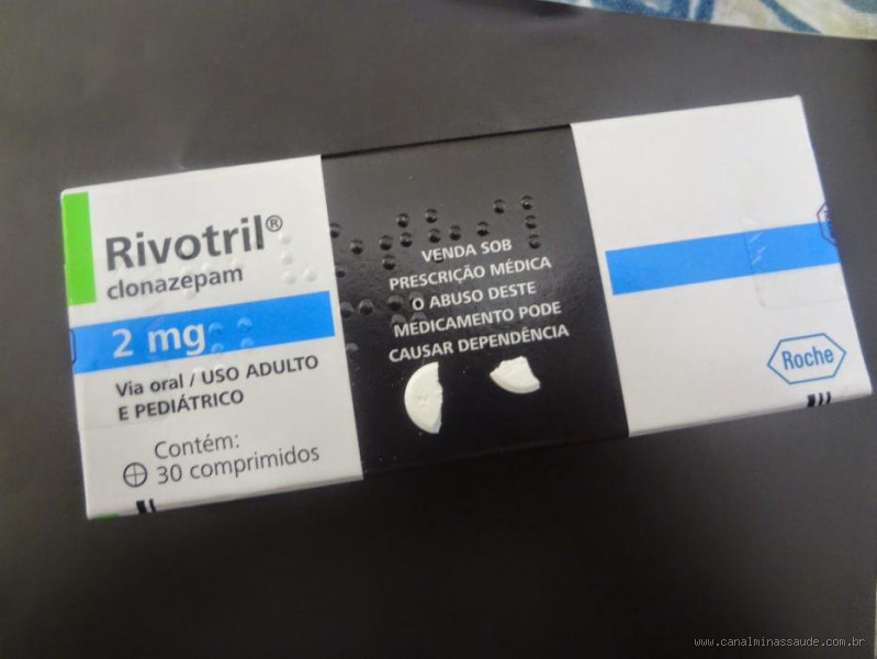 Quantos comprimidos de clonazepam de 2 mg posso tomar por dia? Uma conversa entre amigos sobre riscos e limites