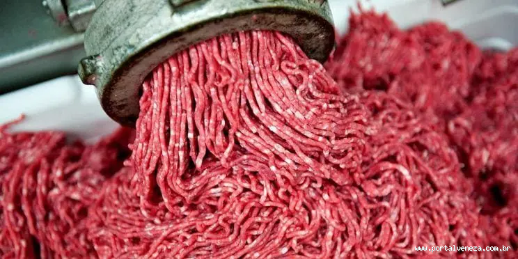Pode lavar a carne moída com vinagre? Descubra se é seguro!